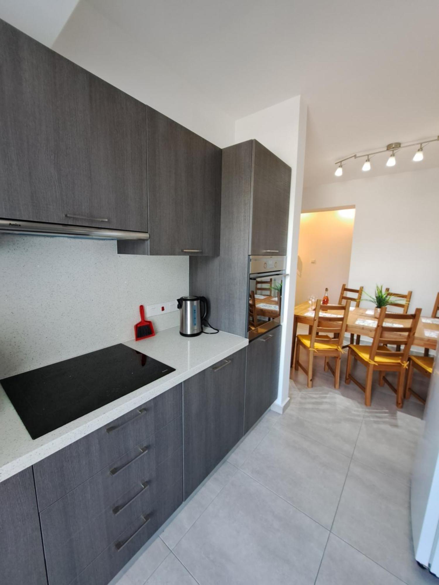 Albert'S Apartment St Lazarus 402 B - First Floor Larnaca Luaran gambar