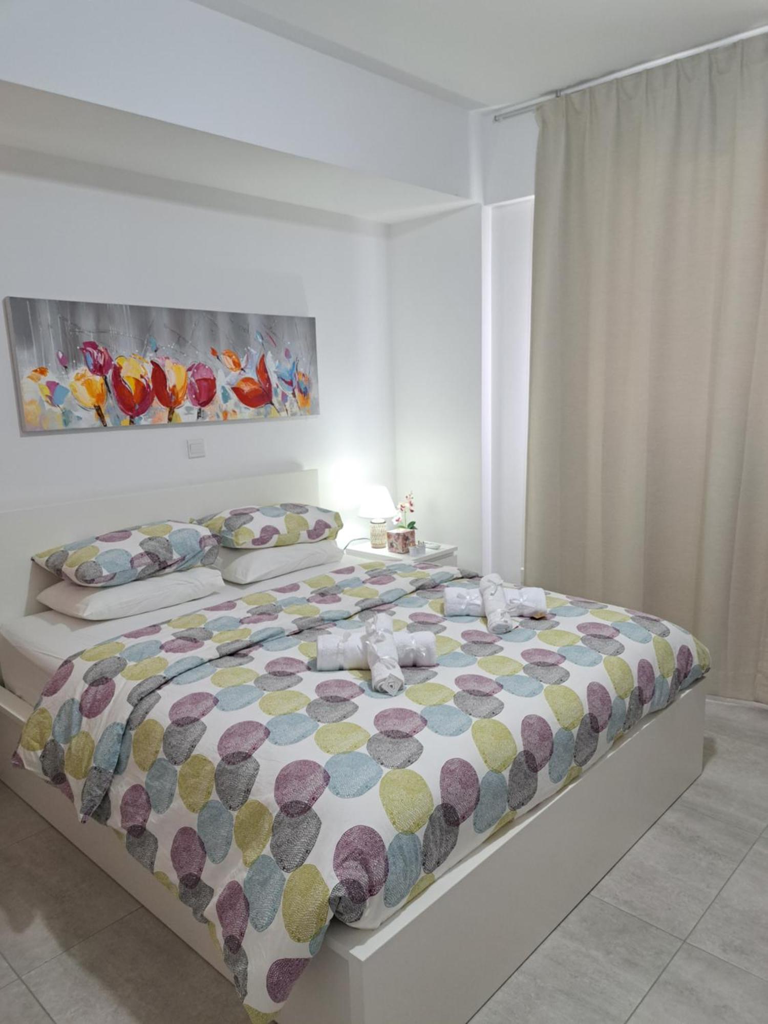 Albert'S Apartment St Lazarus 402 B - First Floor Larnaca Luaran gambar